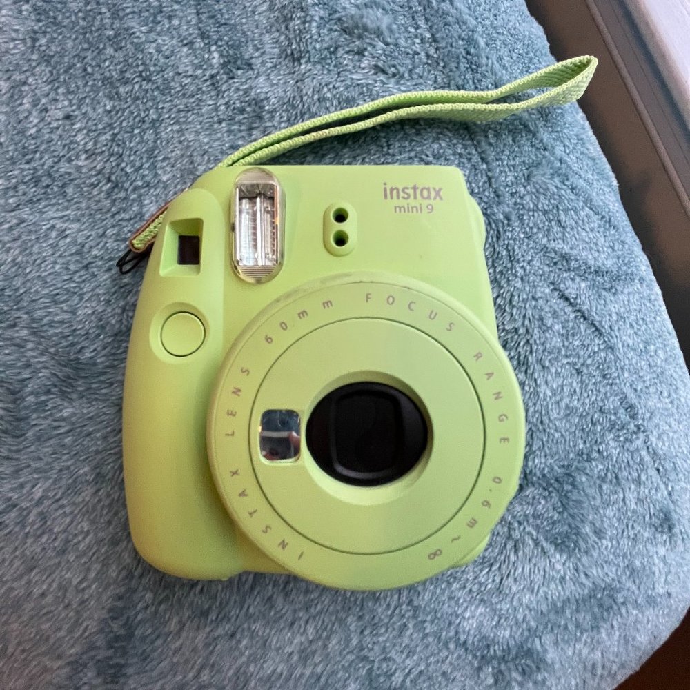 Green Polaroid